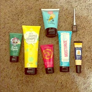💕2/$30💕 Perfectly Posh Lot